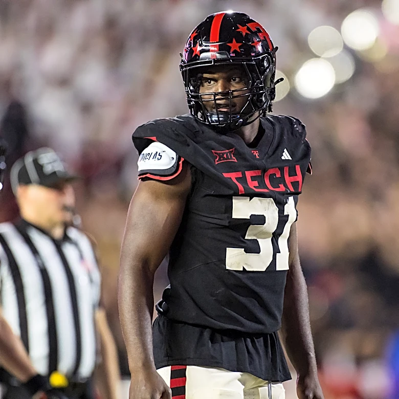 4 situations where the Cowboys may choose to trade up