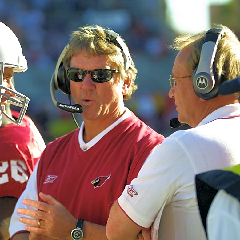 Former Arizona Cardinals head coach Dave McGinnis passes away
