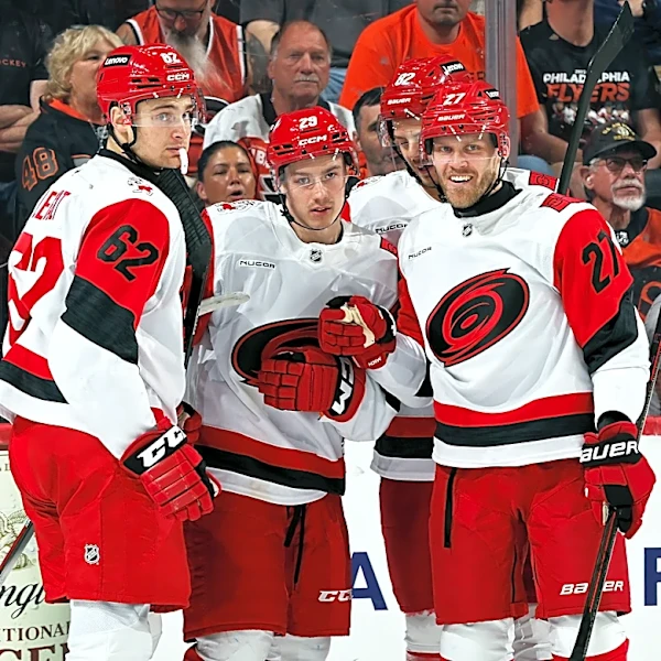 Carolina Clinches Top Seed in East – Flyers 3, Hurricanes 2 SO
