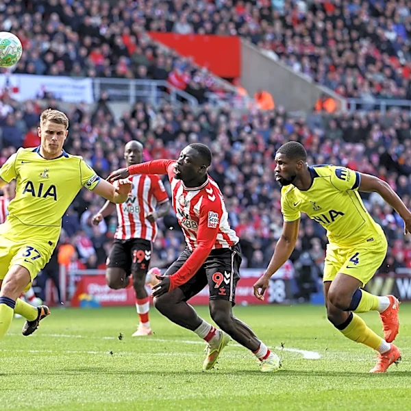 Striker. Inspiration. Derby Day Hero — That’s Brian Brobbey!