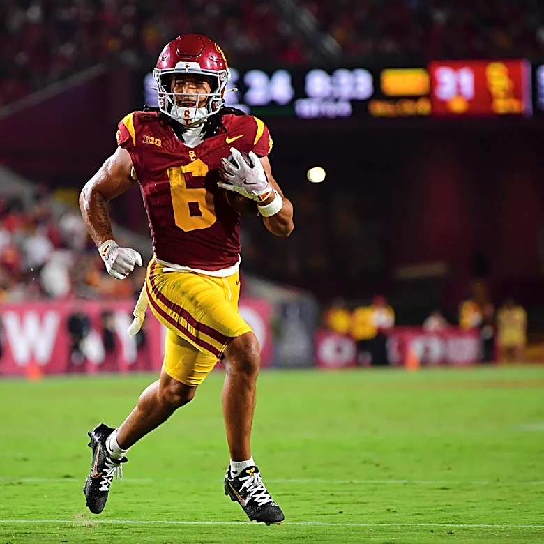 Dolphins host Makai Lemon – The Splash Zone 4/14/26