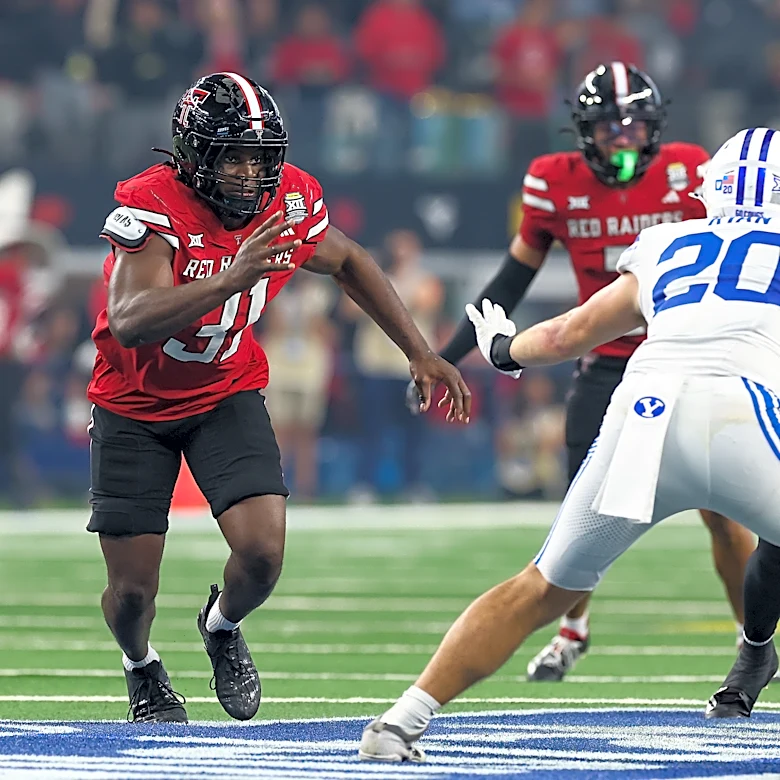 Arvell Reese vs. David Bailey