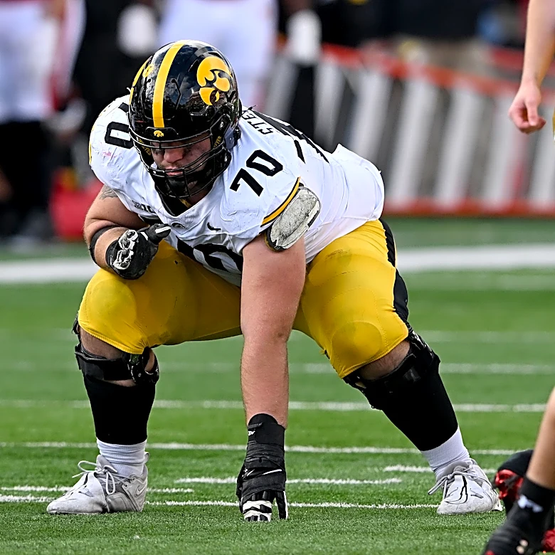 Seahawks bring in first-team All-American guard for top 30 visit