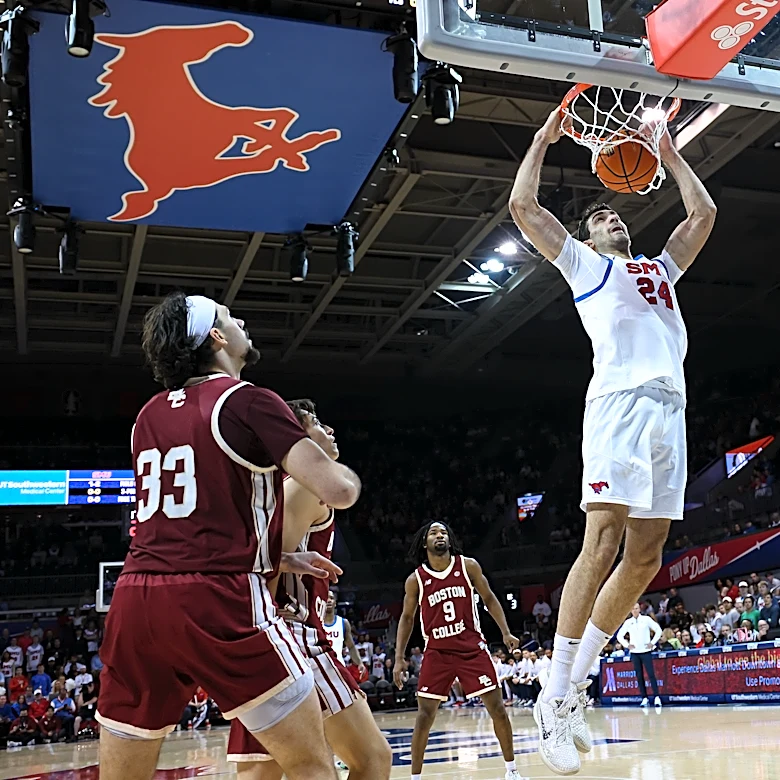 Indiana men’s basketball lands commitment from SMU transfer center Samet Yigitoglu