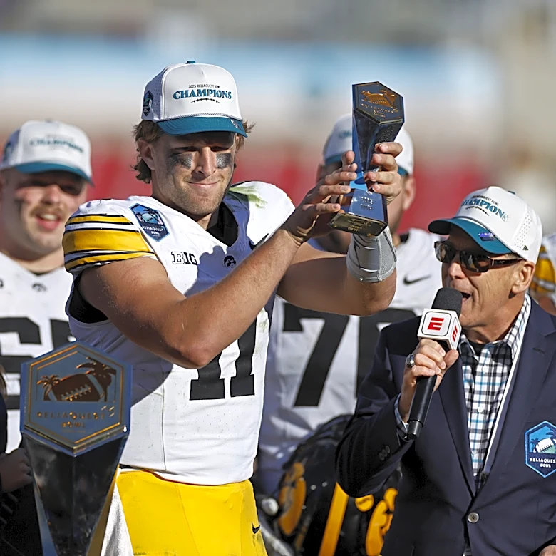 Miami Dolphins hosting multiple quarterbacks on pre-draft visits