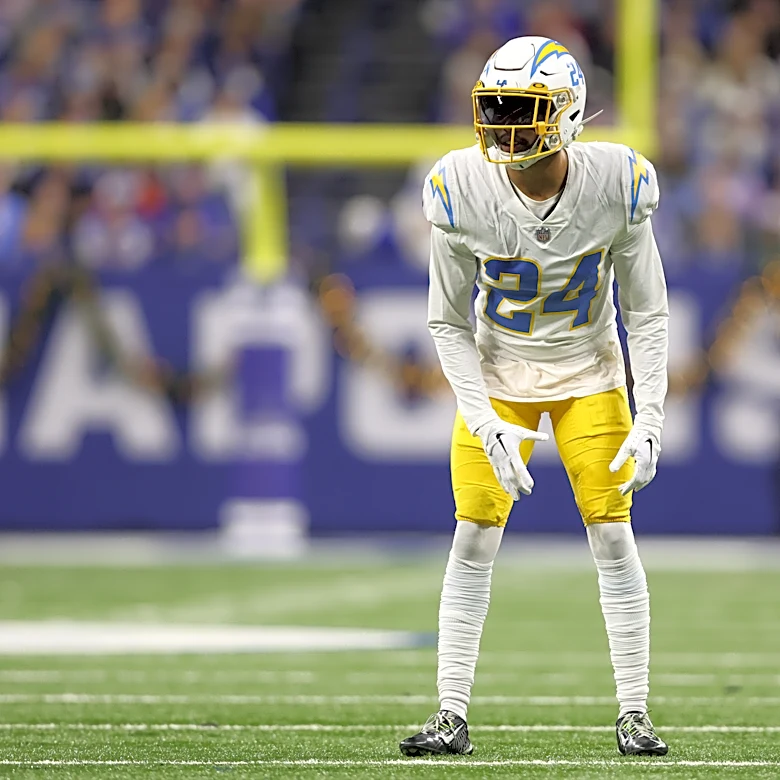 Colts sign unretired veteran safety to bolster depth