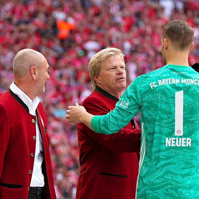 Oliver Kahn: Manuel Neuer doesn’t need another World Cup