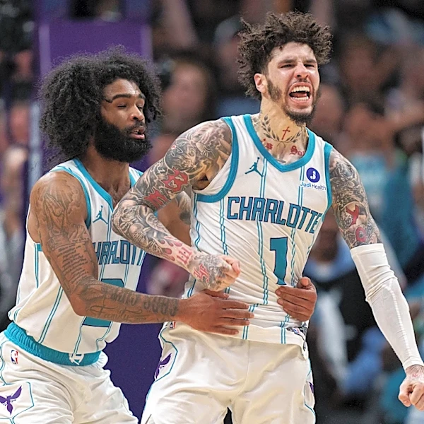 Twitter Gold: Coby White’s Incredible Three