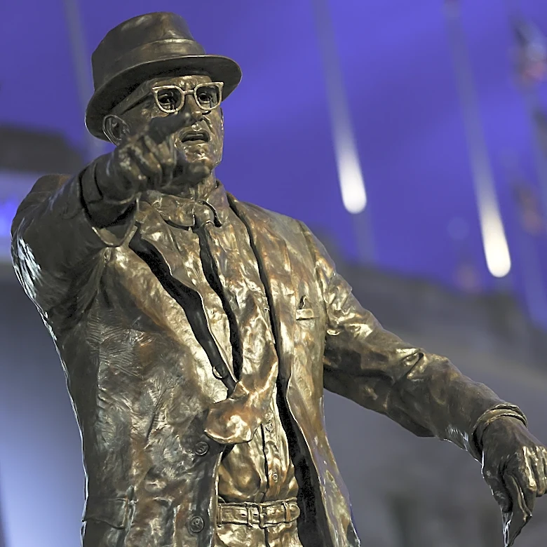 The Bear’s Den, April 15, 2026