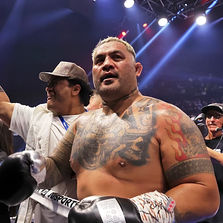 Mark Hunt arrested for stalking after alleged domestic incident