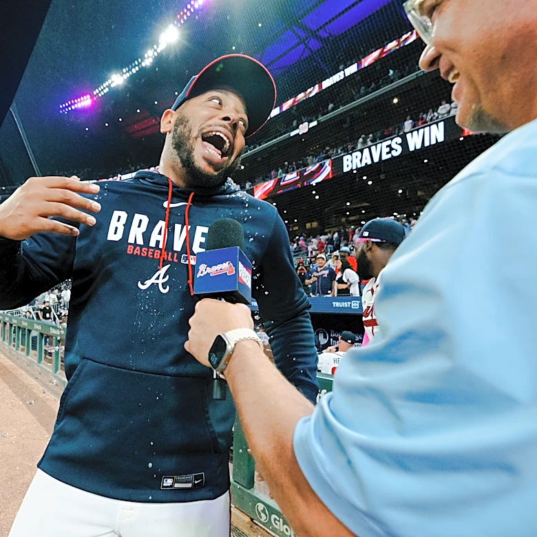 Will the legend of Dom Smith exceed that of Pablo Sandoval?