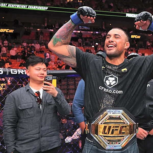 Carlos Ulberg ‘lost the belt’ after UFC 327 championship win
