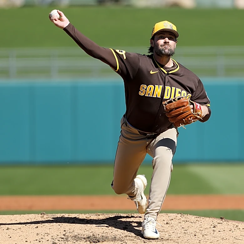 Nick Pivetta’s elbow stiffness adds to Padres SP woes