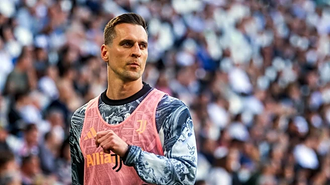 Arek Milik’s season likely over after suffering thigh injury in training