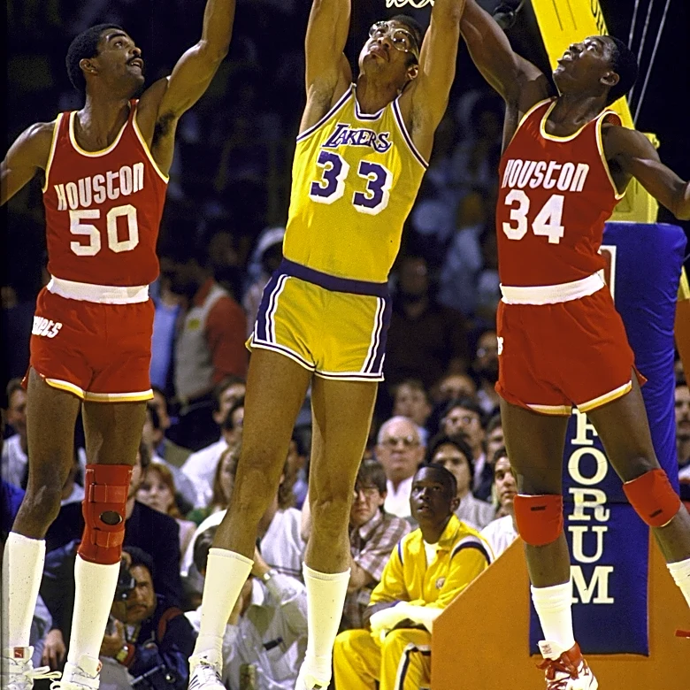 History of Rockets vs. Lakers in the NBA Playoffs