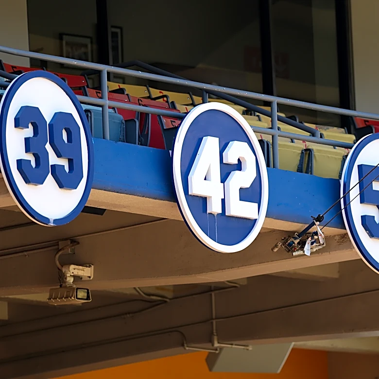 Dodgers News – celebrating Jackie Robinson, the Vesia’s emotional night