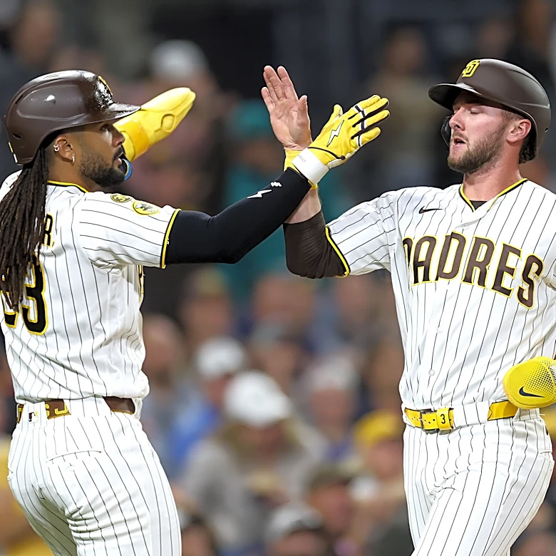 Yankees Rivalry Roundup: M’s blow a four-run lead in the ninth