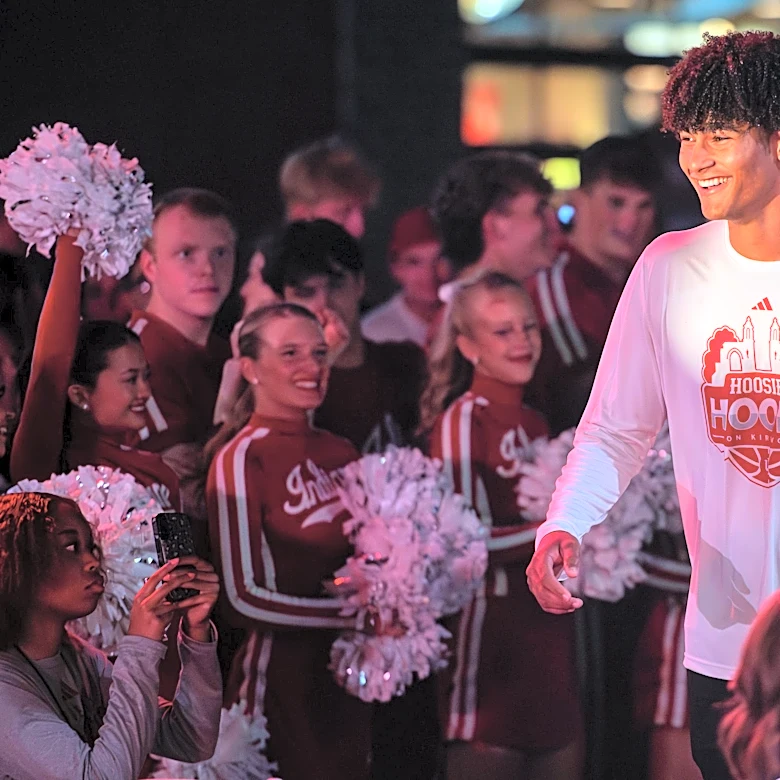 Former Indiana forward Josh Harris transfers to Florida Atlantic