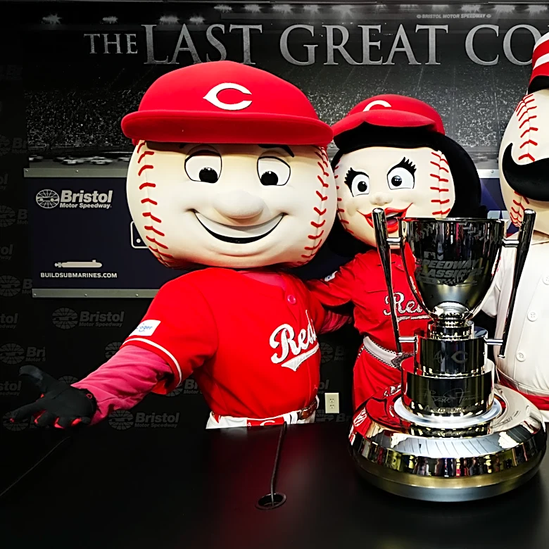 Game 19: Reds vs. Giants (12:40 PM ET) – Burns vs. Roupp