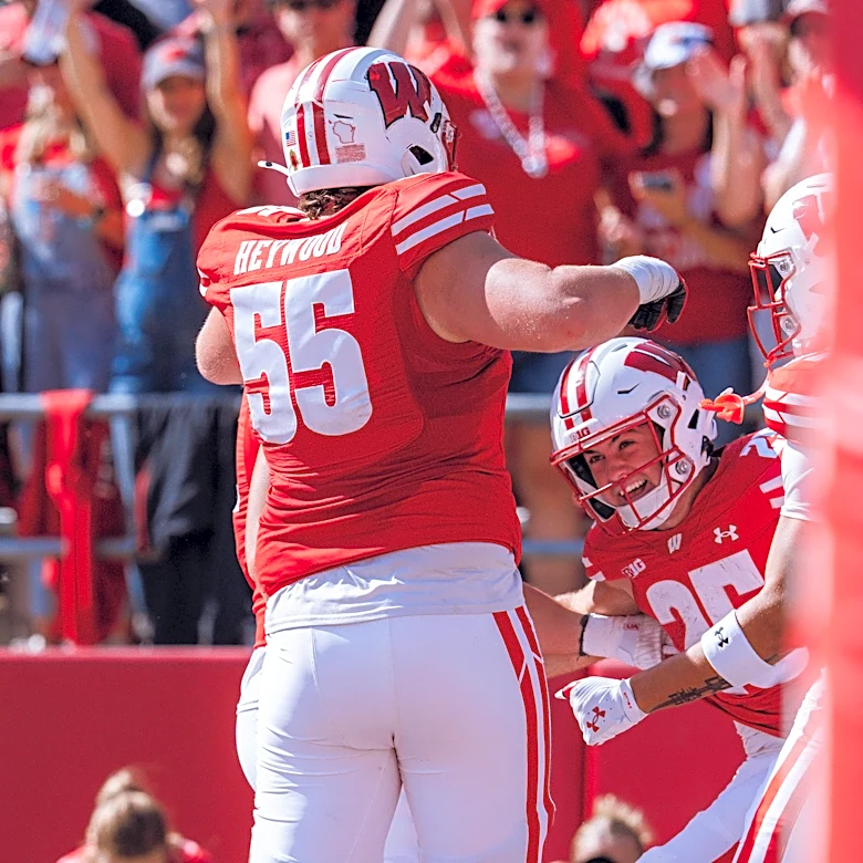 Notebook: Breaking down the past week of Wisconsin’s spring ball practices
