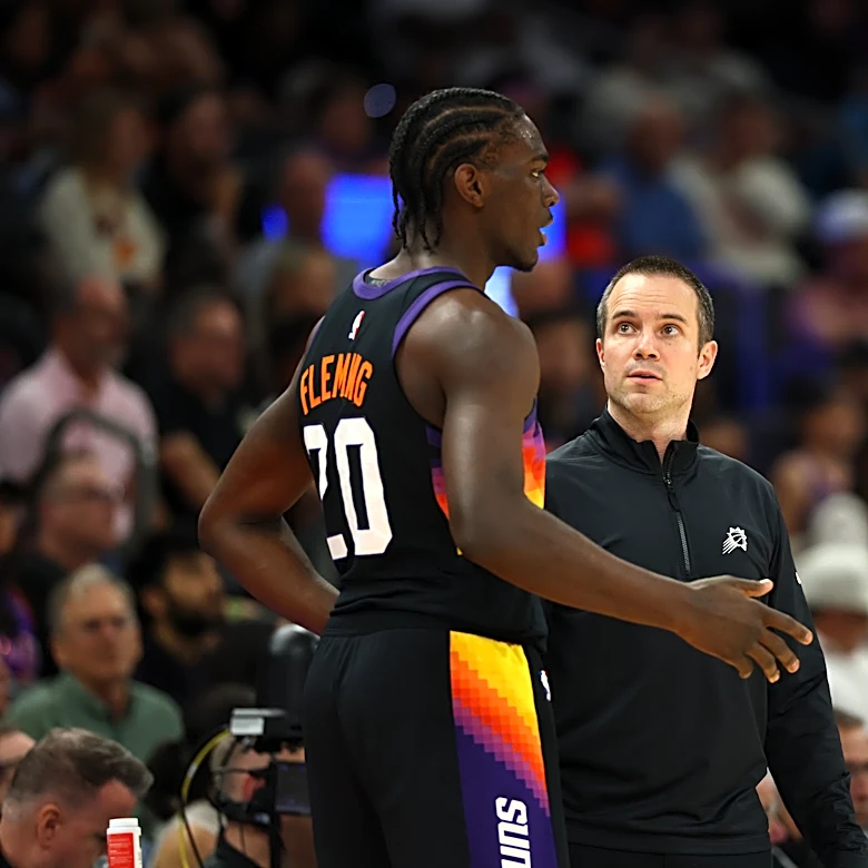 Are the Phoenix Suns overthinking their “playoff” rotation?