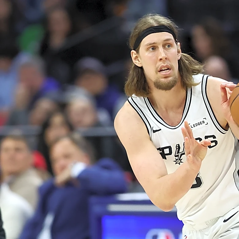 Can any of the Spurs’ deep bench players help them in the playoffs?