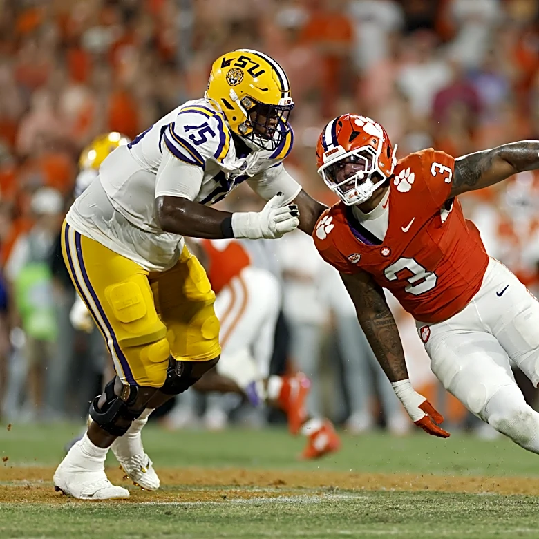 2026 NFL mock draft: Detroit Lions land powerful EDGE at pick No. 50