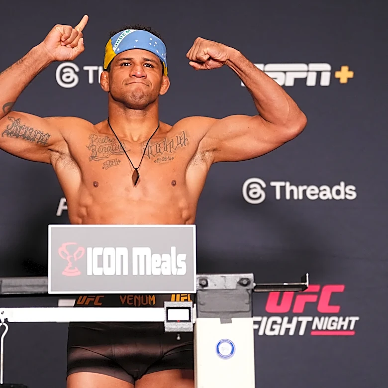 UFC Winnipeg weigh-in video: Burns vs. Malott