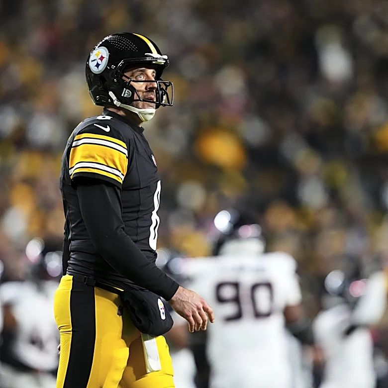 Steelers WR Michael Pittman not worried about Aaron Rodgers uncertainty