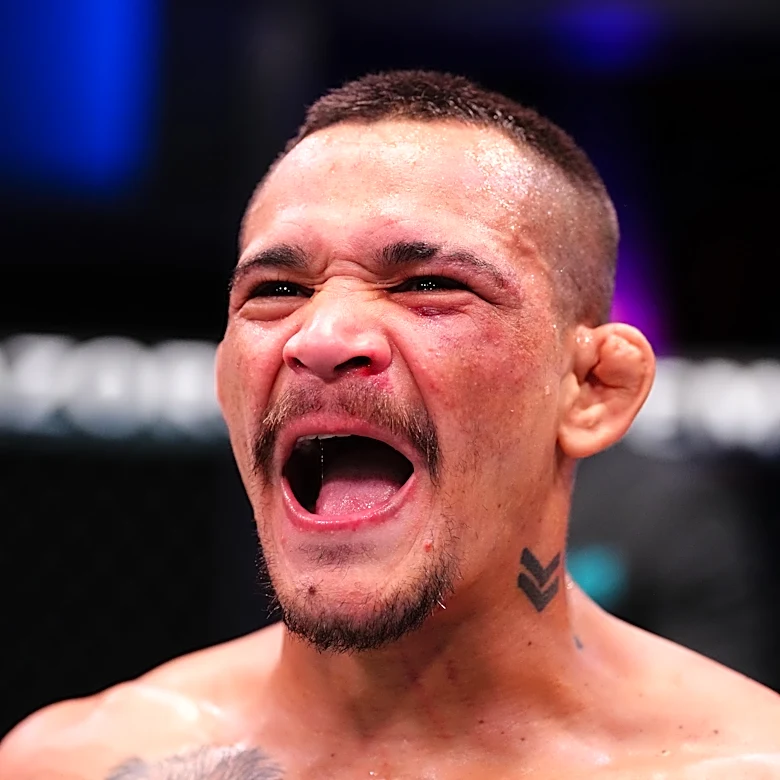 Here’s MMAmania.com’s UFC Winnipeg betting odds ‘Weekend Lock’ … what’s yours?