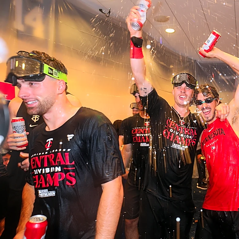 Game 20: Reds at Twins