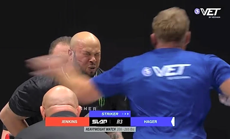 Highlights! Former WWE champ Jake Hager earns KO win in Power Slap debut