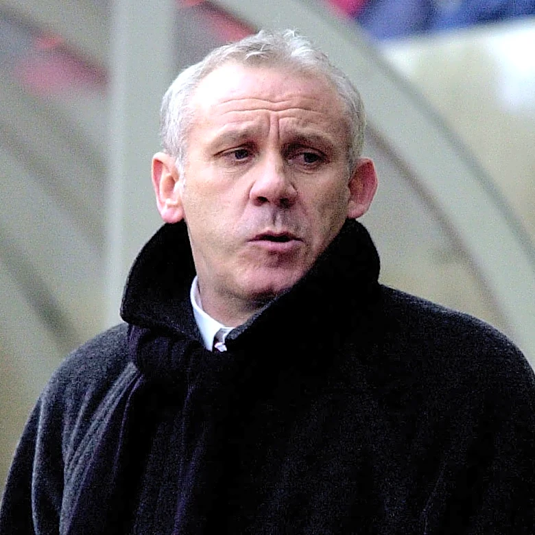 On This Day (18 April 1998): Red, White And Crewe As Sunderland Stay In The Hunt!