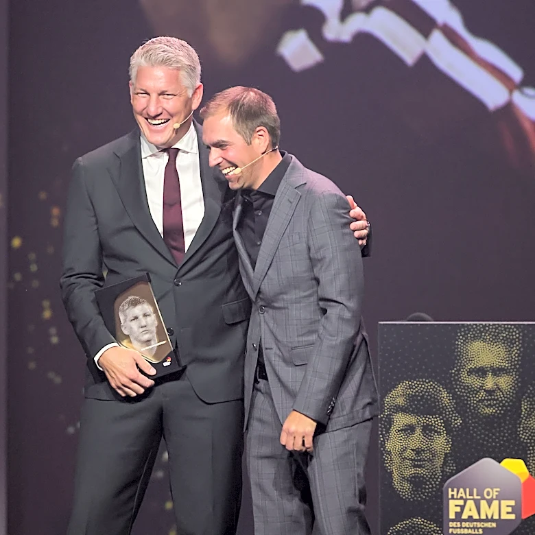 Bastian Schweinsteiger names his best XI between the 2013 Bayern and current Bayern teams