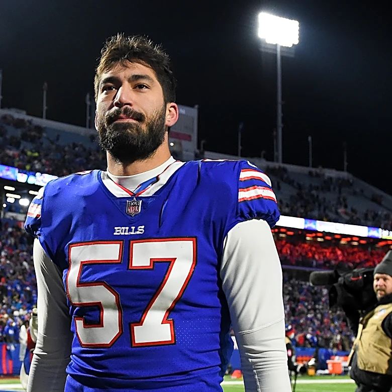 Dolphins bring in A.J. Epenesa for a visit – The Splash Zone 4/18/26