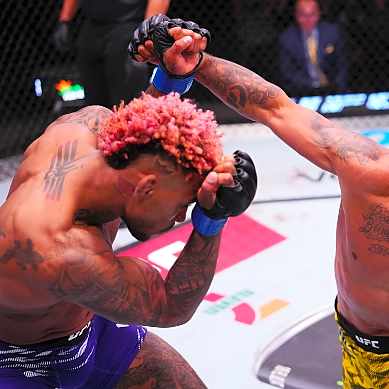 Gilbert Burns vs. Mike Malott: Odds, full fight preview and prediction | UFC Winnipeg