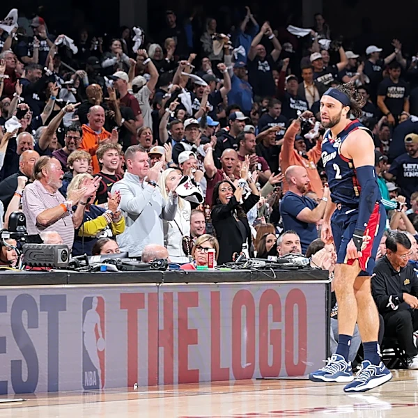 Cavs cage Raptors in Game 1, take 1-0 series lead with 126-113 win