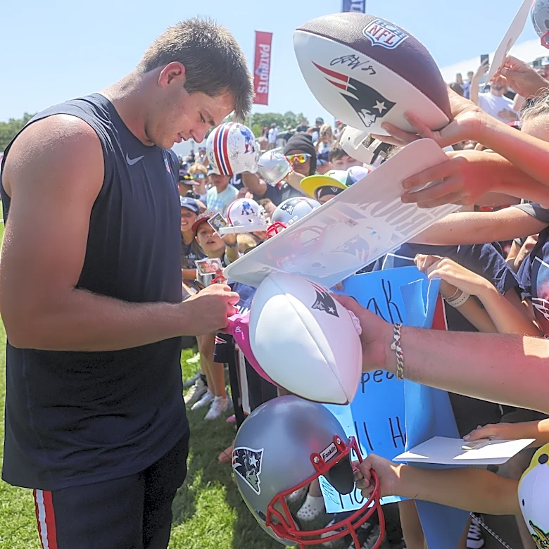 Patriots survey results: Fans share thoughts on upcoming Hard Knocks series