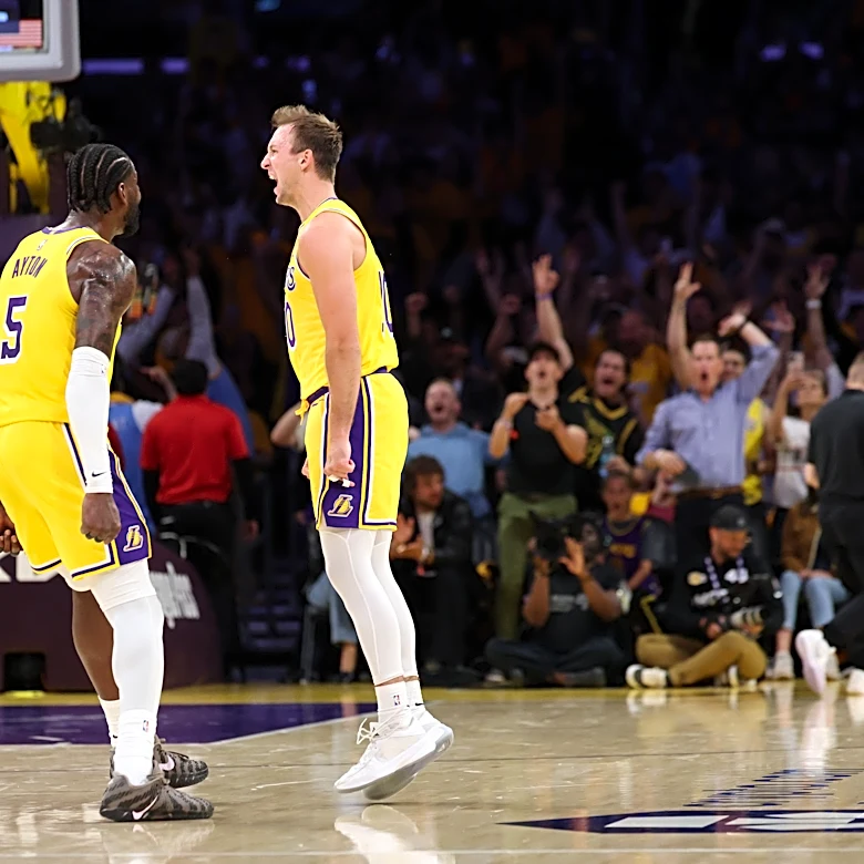 Luke Kennard’s career night sends Lakers to Game 1 win