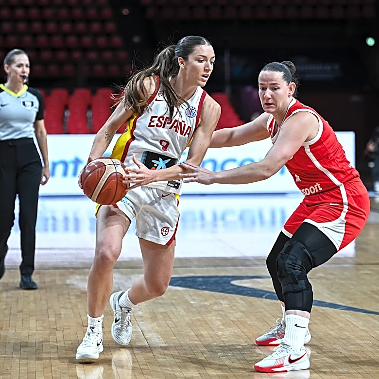 Former Arizona standout Helena Pueyo named 3rd team All-EuroLeague, DPOY finalist