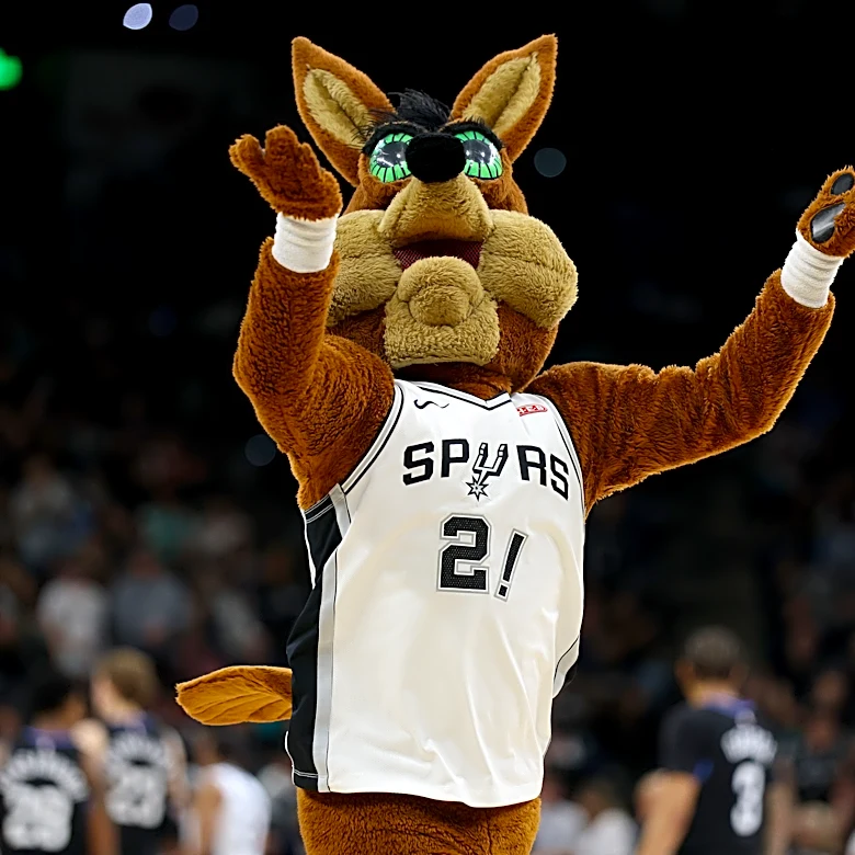 Open Thread: San Antonio is in full Spurs playoff mode