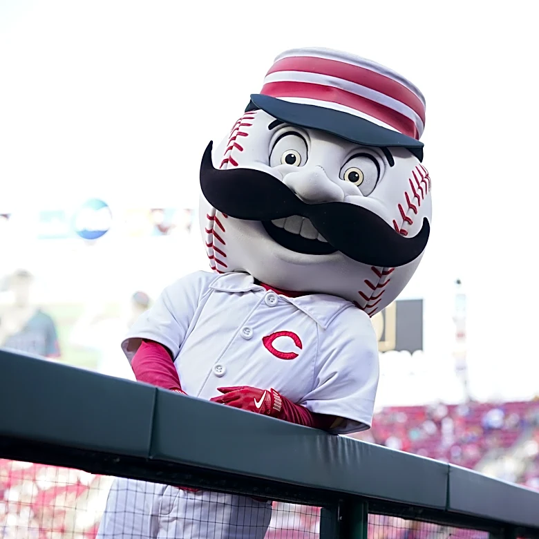 Game 22: Reds at Twins (2:10 PM ET) – Singer vs. Ober