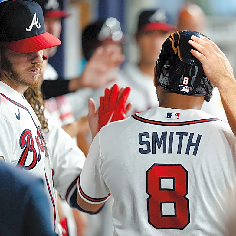 Dom Smith, Michael Harris II return to lineup as Braves seek series sweep vs. PHI