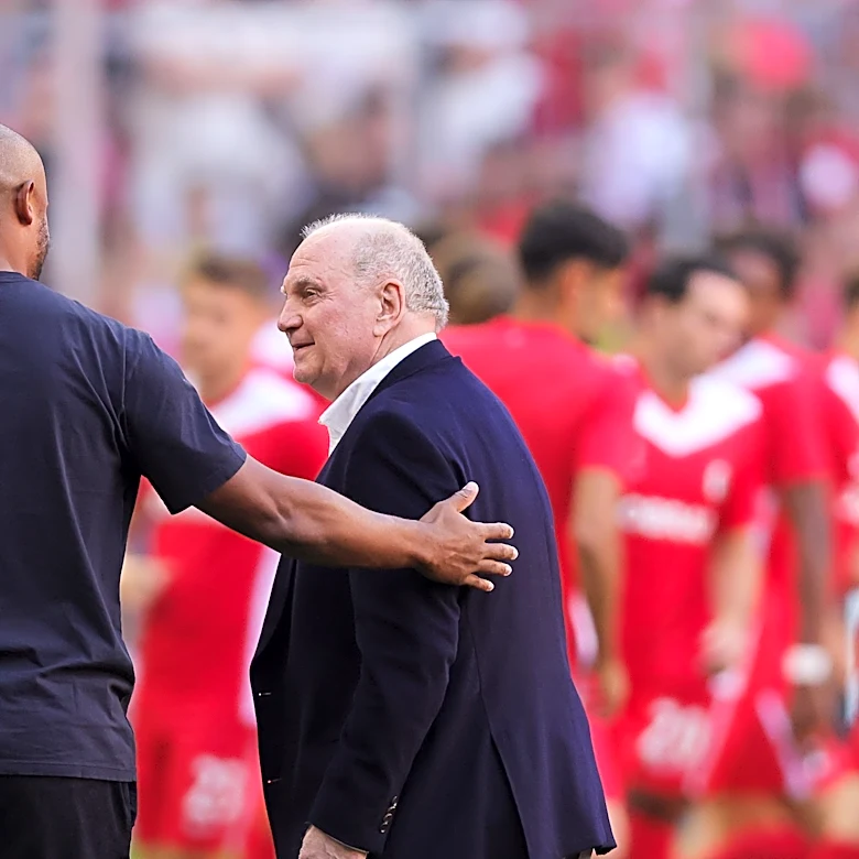 Bayern Munich coach Vincent Kompany didn’t agree with Uli Hoeneß in Xavi Simons dispute