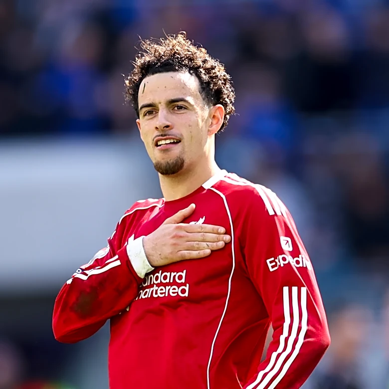 Jones on Everton Dashed Dreams of Catching Reds and “The Team That They Are”