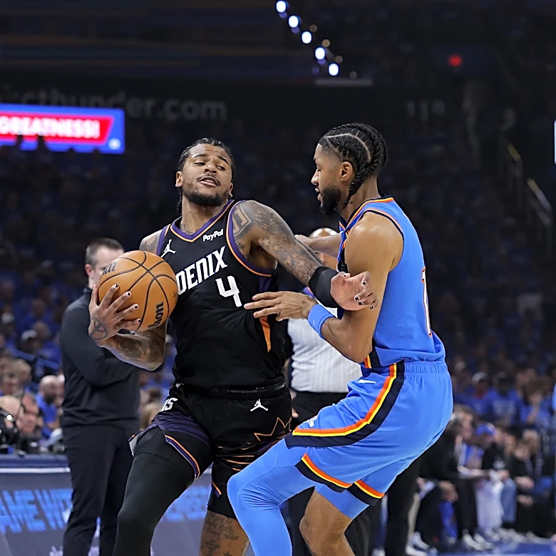 What Game 1 revealed about the Suns and the team they’re chasing