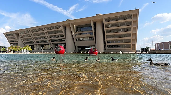 The Mavericks want to stay in Downtown Dallas, but should City Hall be sacrificed?