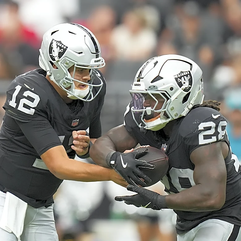 Browns reportedly bring in 2 free agents on offense for veteran workouts