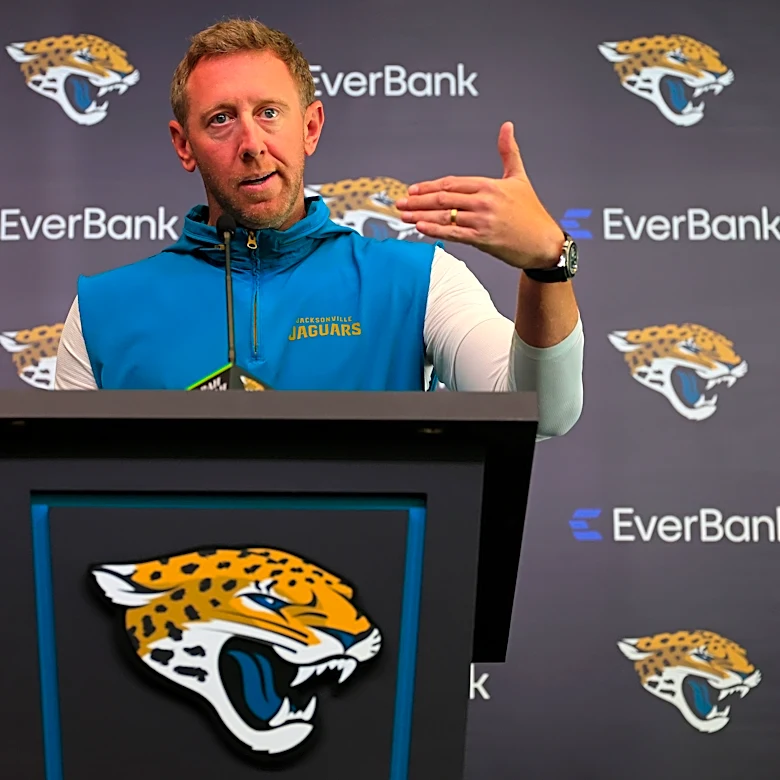 Liam Coen’s Message to the Jaguars on Day One of 2026 Offseason Program: ‘Attacking’