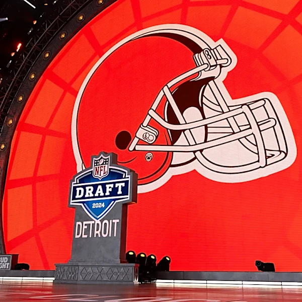 Browns draft: Final call, select best player available or position of need?